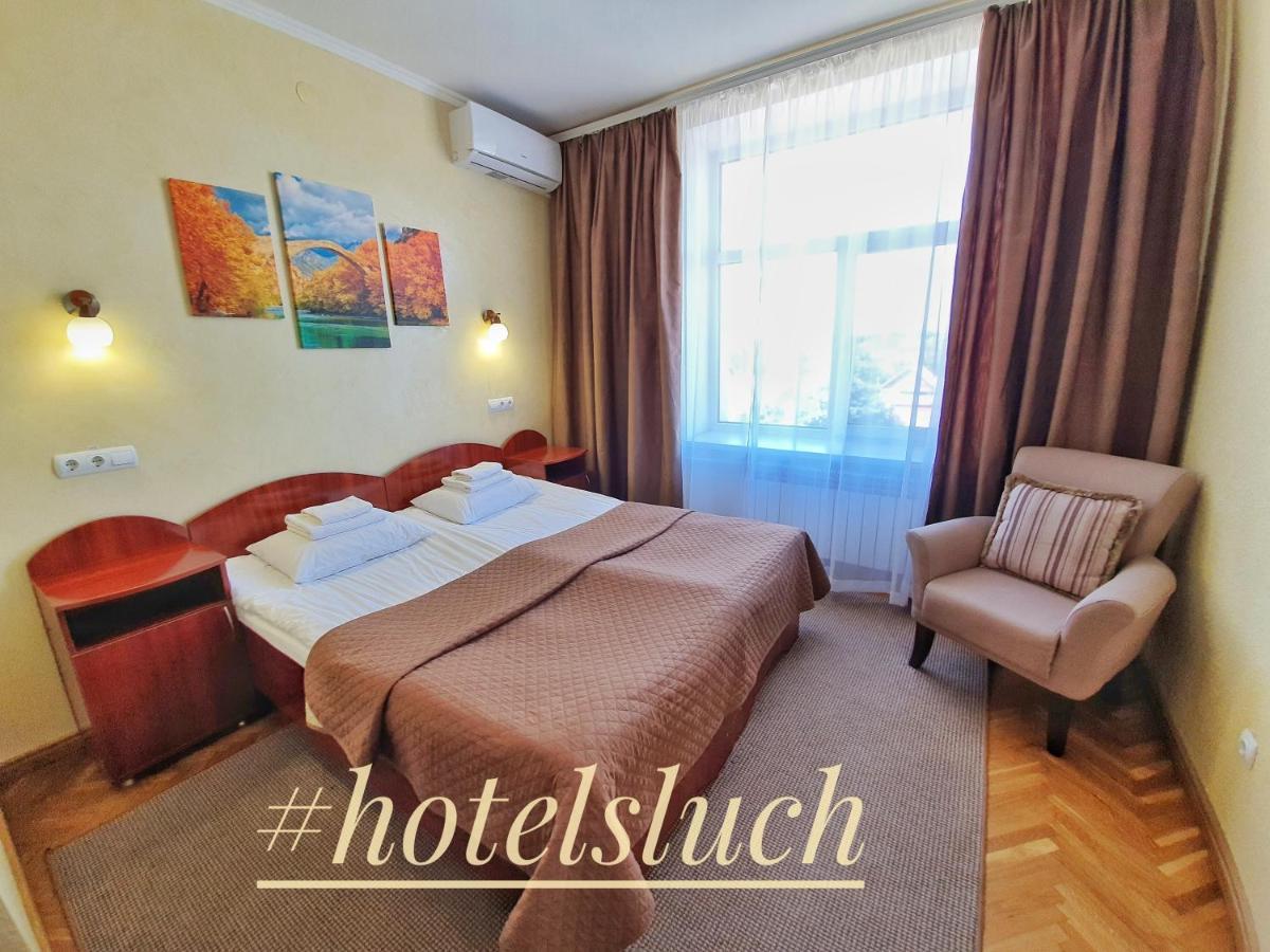 Hotel Sluch Starokostyantyniv Exterior photo